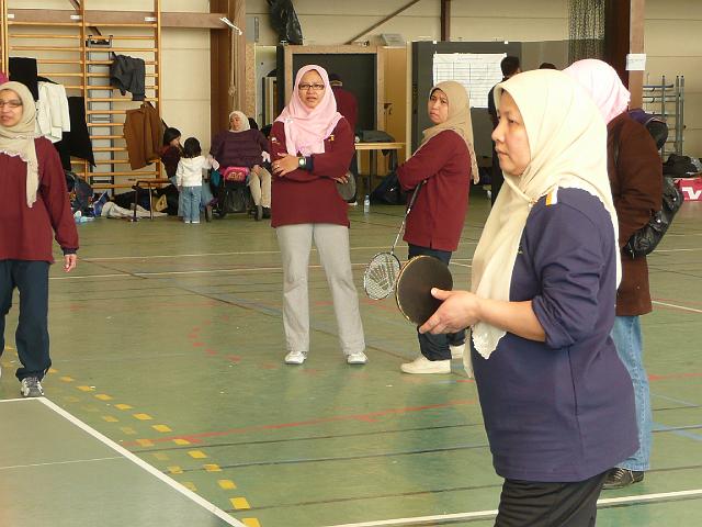P1070961.JPG - Embassy lady's singles